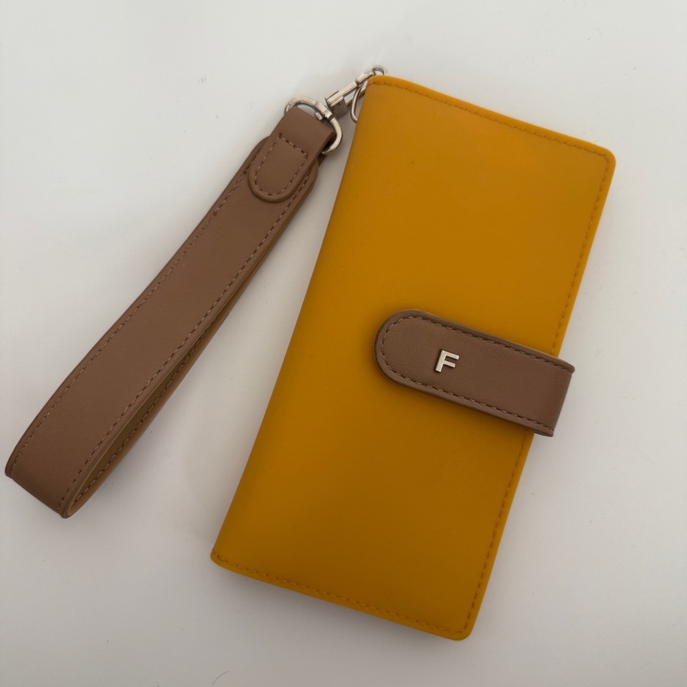 Fablou Wristlet Silicone Carrie Sol